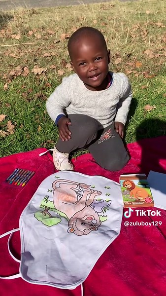 DIY Lion Coloring Apron Set for Kids' Creativity