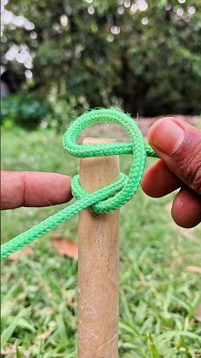 Quick Knot Tying Technique You Need ✅🙏 #outdoorskills #shorts #lifehacks #viral