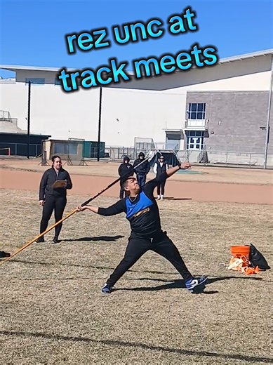 rez unc at the track meet #navajo #native #nativeamerican #trackandfield #funny @Punkash27 @Jac @RNloveNMmama @🖤Kelcie💜🐄🐘🌻🌹