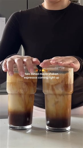 Jennie Suk on Instagram: "A salted maple shaken espresso 🍁✨ one of my new favorite iced latte flavors!! Recipe below: -1 tbsp maple syrup -heavy pinch of salt -brew espresso over -add ice + espresso & shake -milk of choice #icedcoffee #icedlatte #shakenespresso #coffeerecipes #coffeeathome"