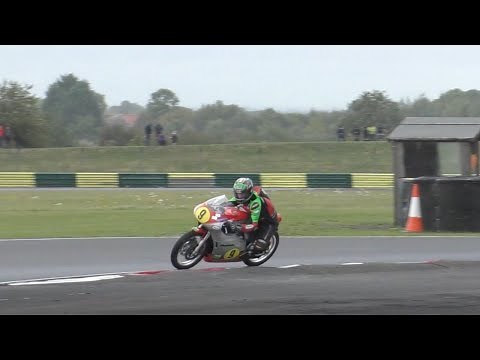 Isle of Man TT Rider (Dominic Herbertson) - Racing Classic Yamaha TX500 | On the Limit