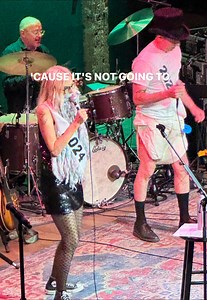 21K views · 598 reactions | REMINDER: If you want to ring in 2025 on the right note, cue up Aimee Mann’s Wise Up and press play tonight at 11:59 and 15 seconds. Happy New Year! | Aimee Mann | Facebook