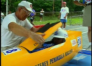 Bill Nye, The Science Guy - S 2 E 17 Momentum