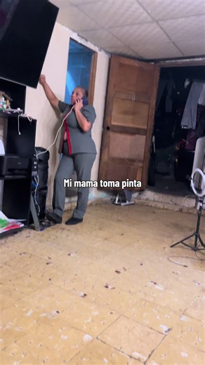 Quinceañera y Memes: La Diversión en Panamá