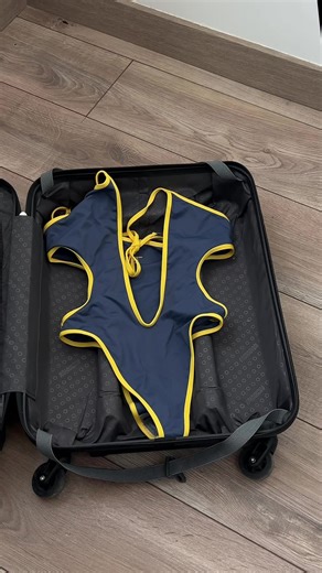 Pack Your Bikinis: Vacation Packing Tips and Tricks