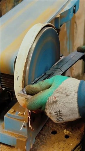 Forging and Finishing a Cleaver-Style Blade: A Detailed Process