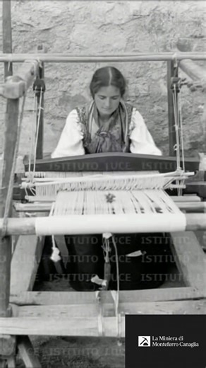 Aggius, cuore antico della Gallura. I costumi e i volti di un tempo rivivono grazie all’AI: memoria, tradizione e identità sarda che non smettono di parlarci #Aggius #CostumiSardi #TradizioniSarde #Gallura #Sardegna #CulturaSarda #AggiusAntica #FotoStoriche #StoriaSarda #BellezzeSarde #SardegnaAutentica #AITradizioni #SardegnaNelCuore #IdentitàSarda #RadiciSarde | La Miniera di Monteferro Canaglia