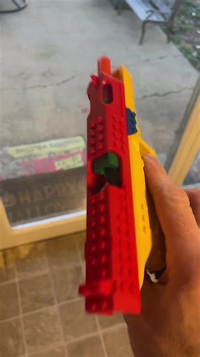 Building Block Toy Gun Blasters, Shoots Bullets, DIY Creative Handgun, Stem Model Display Piece, Suitable for 6 Years , Kids Birthday Gift. (Interactive Building) : Engage in hands-on play with this DIY toy gun, encouraging creativity and active participation for young builders. (Shooting Functionality) : Experience the excitement of a toy gun that can launch projectiles, adding a fun element to imaginative play. (STEM Learning Tool) : Promote STEM education as kids assemble and customize their 