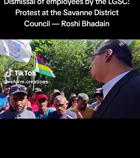 Dismissal of employees by the LGSC: Protest at the Savanne District Council — Roshi Bhadain #mauritius🇲🇺 #fyp