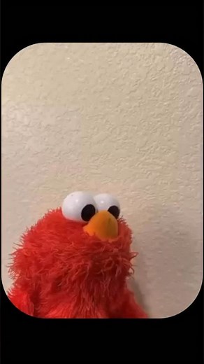 8.9K views · 999 reactions | Learn from elmo藍 . . . . #driving #class #fyp #explorepage✨ #viralreels #foryou #funny #funnyvideo #comedy #elmo #reels #funnyvideos . . . . .. . . . @elmo @logeypump23 | Funn Ones | Facebook