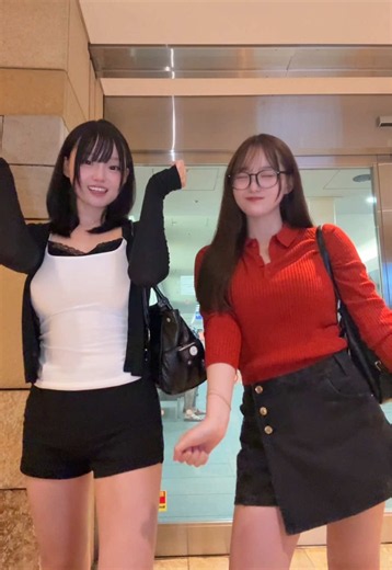 双子ダンス@ゆうな♊️👯유나 @じゅんゆな♊️👯준나유나 #双子 #twins #じゅんゆな | じゅんな