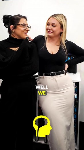 Sharn and Nowelle play this game seeing how well they really know each other! 💛 #RayWhiteSunbury #WorkFriends #OfficeGames #TrendsForFriends