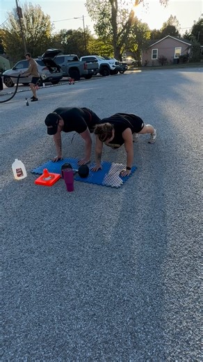 The push-up to toe tap strengthens the core, shoulders, and hamstrings, improvies balance and coordination, and cardiovascular health. #beastcamptraining #lawenformenttraining #pushupvariations #fitforduty | Beast Camp Training