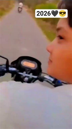 Bike lover🖤🏍️😎💓👀 #tomboy #bikelover #splendor #herohonda 📈✅🖤😎