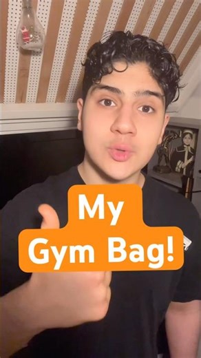 What I Carry In My Gym Bag!🙋🏻✅#gymbag #trainingtips #weightlifting