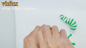 Watch The fidget slug toy features on Amazon Live