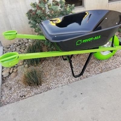 A Much Smarter, Pivoting Design for Wheelbarrow Handles  - Core77