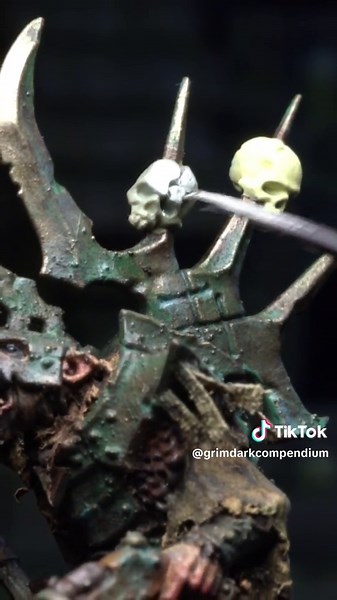 Check out these tips for painting bones and skulls! #warhammer #warhammerpainting #paintinggrimdark #miniaturepainting #paintingminiatures #miniaturepainter #warhammeraos #warhammer40k #grimdark