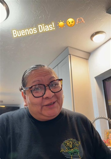 Good morning familia! Happy Hump Day! Have a beautiful and blessed day! 😉🫶🏼☀️@Momreactions 😊 🍳☕️🥓 #buenosdias #fyp #cafecito #goodvibes💕 #goodmorning