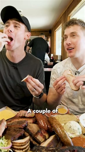 Is smoked turkey the underrated star at Goldee's Bar-B-Q? Texas BBQ taste test!