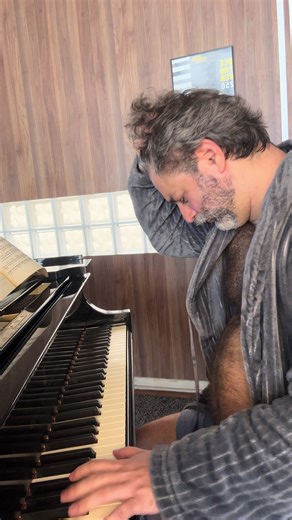 Aprenda Piano com Músicas da Lady Gaga
