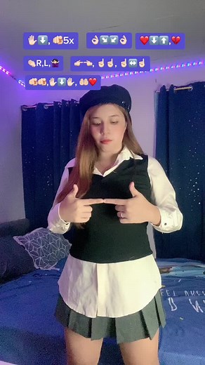 Here’s a simple Tutorial🙅🏻‍♀️ #babyyou #babyyoudance #babyyoudancechallenge #japanesedancechallenge #kawaii #cutie #2023dancetrend #japanesecutie #outfitsoftiktok #fypシ