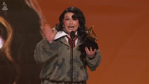 Watch Lola Young Win Best Pop Solo Performance For "Messy" | 2026 Grammys Acceptance Speech | GRAMMY.com