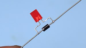 Amazing LED Chaser With Flat Head LED using cd4017 IC and 555 IC Circuit Diagram: https://t.me/CreativeGoutamyt/47 how to make diy led chaser circuit using 555 timer ic and cd4017 ic with night rider led effect by using 6pcs flat head 5mm red led and in4007 rectifier diode with running led effect at home. | Creative Goutam