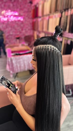 🙅🏻‍♂️💰How to make 2K doing I tips hair extensions in 4 hours 😍 clean work ALWAYS 🙅🏻‍♂️🔥come and check #valenciahairextensions #hairstylist #humanhairextensions #itipshairextensions #lynwoodca #tapeinsextensions #hairextension #hairextension #tapeinextensions #humanhair