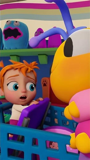 Baby Adley V.S. GiANT CATERPiLLAR?! 🐛😱