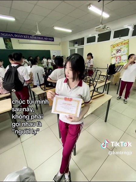 Video của kjmmie_t (@kmtrngjr) với bản nhạc Bạn Đời - Karik & GDucky