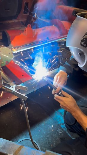 Spitfire restoration - PART 4 - Sill kit 👌 #classiccars #triumph #triumphspitfire #triumphgt6 #triumphgt6mk3 #triumphtr6 #triumphtr4 #triumphtr #triumphherald #triumphrestoration #triumphvitesse #triumphtr5 #carrestoration #classiccarrestoration #tssc #clubtriumph #trregister #triumphsportssixclub #triumphtr3 | JY Classics