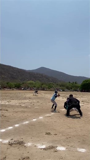 Error de primera base #videos #funny #juegos #viralshort #funnyvideos #parati