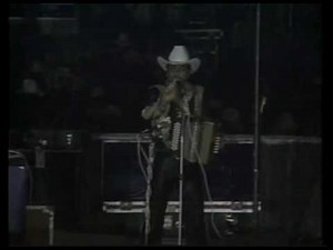 Los Tigres del Norte -Por Alguien