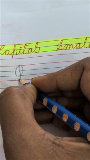 📚 Aaj ka Cursive Writing Challenge! Letter - Q Day - 17/26