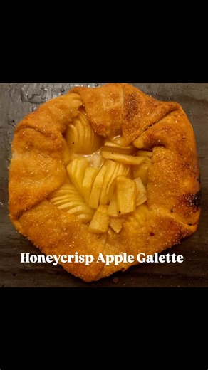 This Honeycrisp Apple Galette is a perfect Shabbos dessert! | Elisheva's Homestyle Gourmet | Facebook