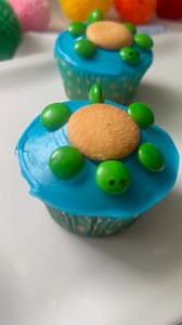 Turtle Cupcakes - A cute party or summer treat for the kids! Details in Comments 🔽 #FunFoodForKids #cupcakes #birthdaytreats | Kid Friendly Things To Do
