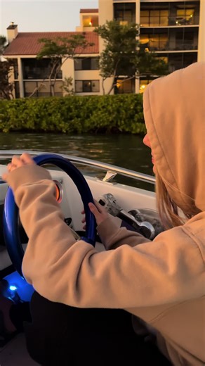 Scootin 😮‍💨 | Boot Scootin Boogie