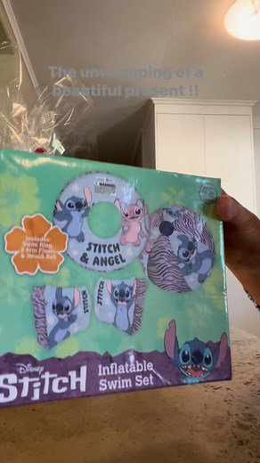 The unwrapping of my beautiful present ., appreciation post to Rollingstone Community Centre Rtc | Margie Ryder