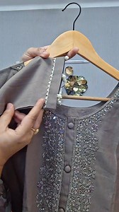 3.9K views | https://www.facebook.com/groups/enterprisingdivvaz/?ref=share #enterprisingdivvaz Beautiful suits at reasonable prices.. No cod❌️ No return and exchange✖️ For bookings plz whatsapp us at https://wa.me/919654785543 | Enterprising DiVvaz Shopping Page | Facebook