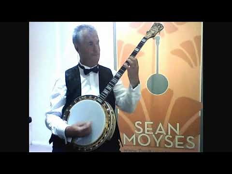 Sean Moyses (The Banjo Man) performs The Entertainer on Plectrum Banjo