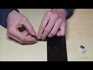 Redmi Note 15 5G: How to insert the SIM card? Installation of the nano SIM cards (Tutorial)