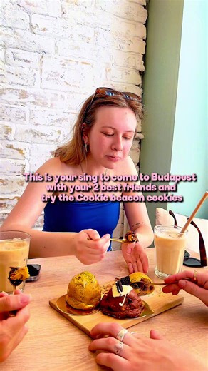 Consider this your sign to book that girls' trip to Budapest. ✈️🇭🇺 Come for the views, stay for the Cookie beacon treats, webelieveinhandmade ✨ #BudapestTravel #CookieBeacon #GirlsTrip #budapest #brunch