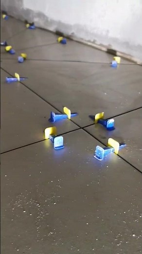 Gluing 60x60 tiles with a 90 cm linear siphon