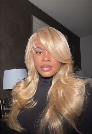 Outre Melted Hairline Casella Review in Tiramisu