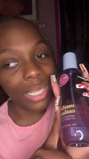 NEW EOS HOLIDAY LOTIONS | Mirah Puffs