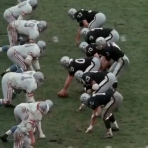 1969-12-21 Houston Oilers @ Oakland Raiders (Fred Bilnetkoff 31-yard touchdown pass from Daryle Lamonica) (American Football League Divisional Playoffs) | On this day in Professional Football History