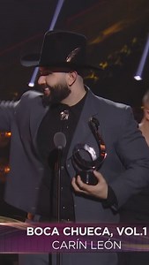 🇲🇽 @carinleonoficial con su premio ‘Álbum Del Año - Música Mexicana’ #PremioLoNuestro ✨ | Premio Lo Nuestro