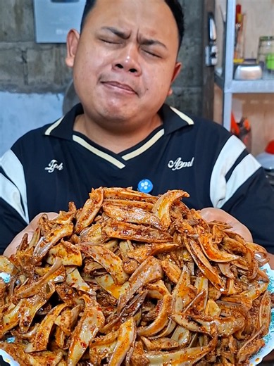 Pedasnya Tulang Rangu Chili Oil Bikin Nagih!