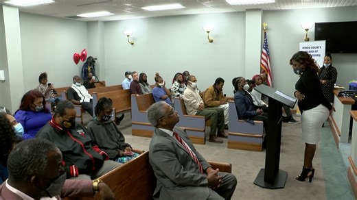 Ex-cons get new lease on life after graduating re-entry program